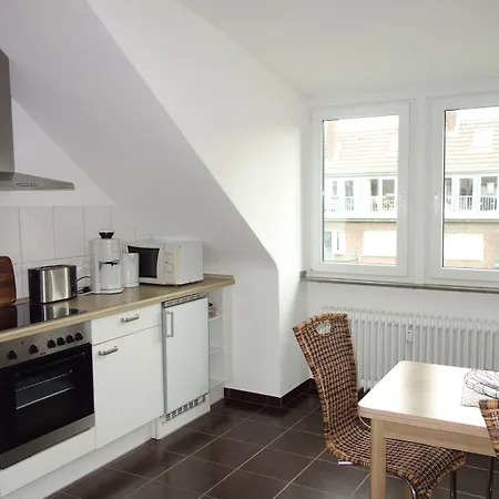 Apartament Tolstov-hotels Large 3 With Balcony *