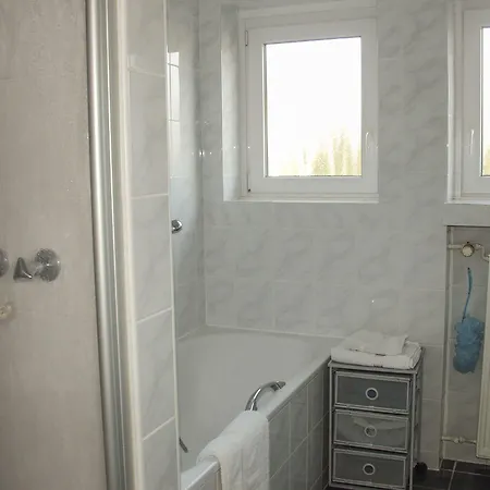 Tolstov-hotels Large 3 With Balcony Apartament Meerbusch